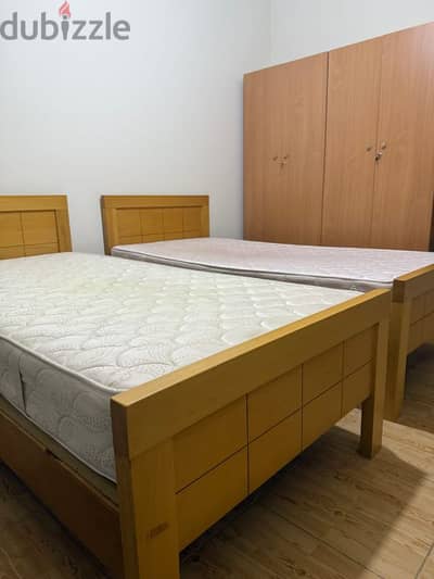 Bedroom 2 beds premium Quality Like new