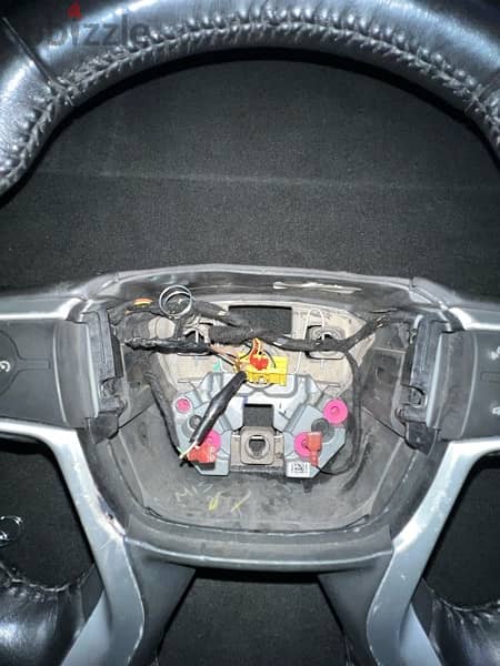 GMC Steering Wheel And Airbag طارة دركسيون 3