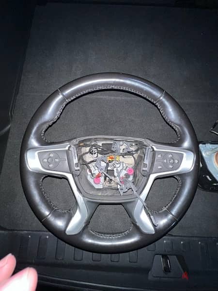 GMC Steering Wheel And Airbag طارة دركسيون 2