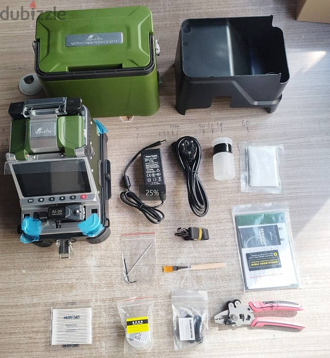 Fiber Optics Fusion Splicing Machine 0