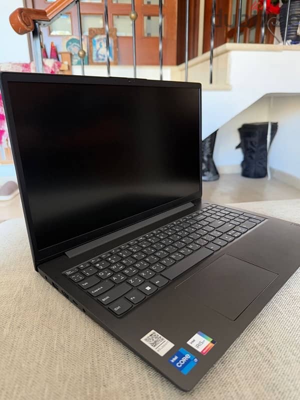 lenovo v15 1