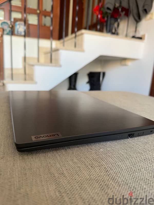 lenovo v15 5