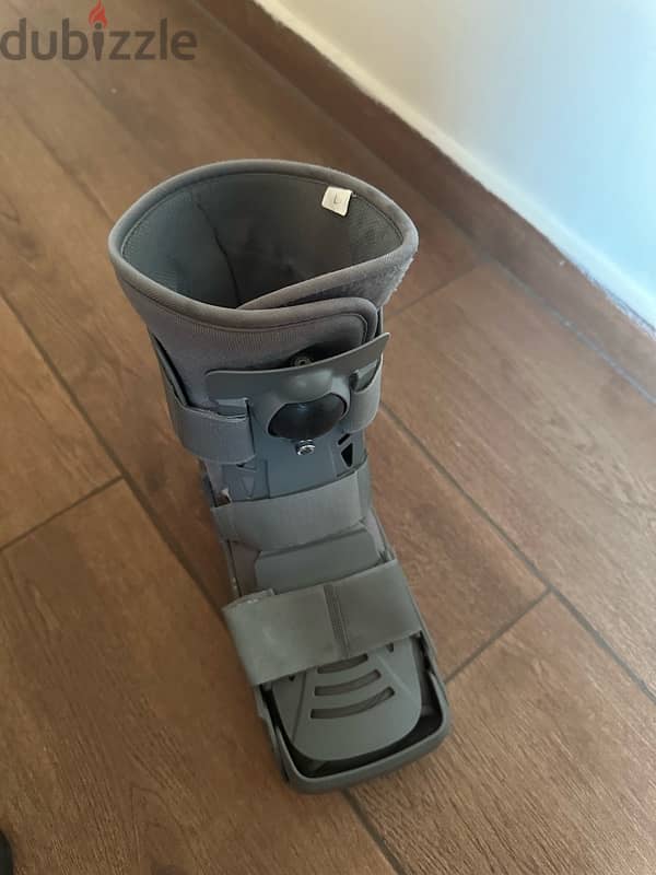 AirCast Medical Boot 1