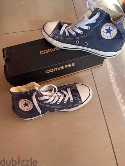 converse shoes original made in Vietnam worn once size 34