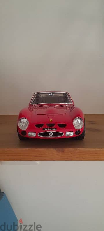 Ferrari GTO 1:18