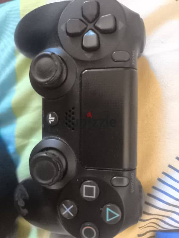 Original PS4 controller used as new all working perfectly 1