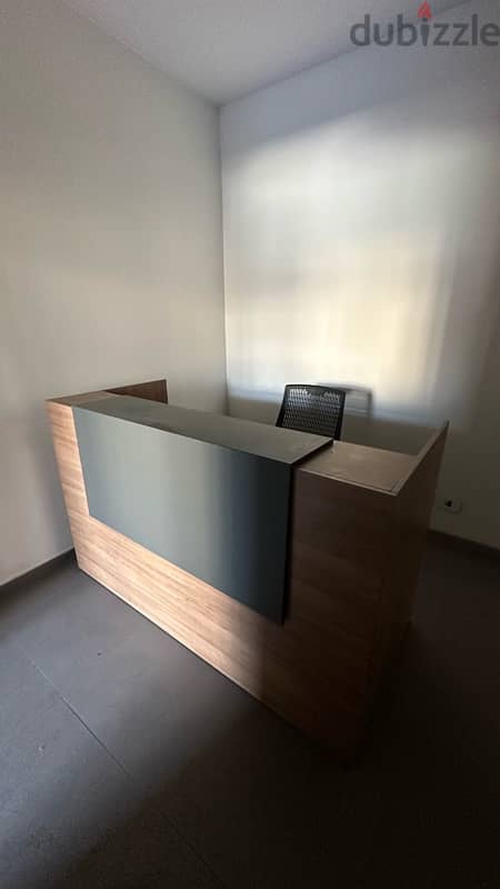 Office furniture 4