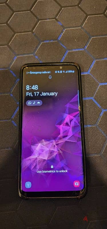 Samsung Galaxy S9 , all features Working perfectly.