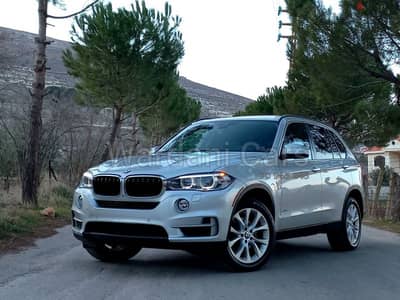 2016 BMW X5 Xdrive-35i (LOW MILEAGE)