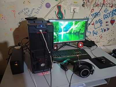 Gaming PC + UPS + Keyboard and mouse