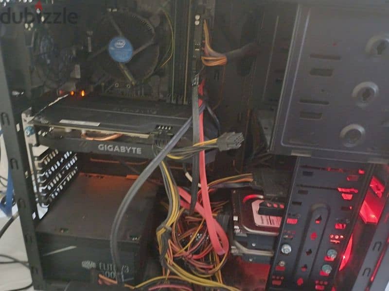 Gaming PC + UPS + Keyboard and mouse 3