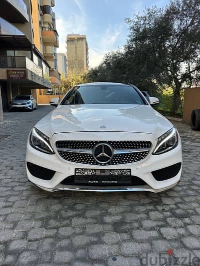 Mercedes C 300 coupe AMG-line 4matic 2017 white on black-clean carfax