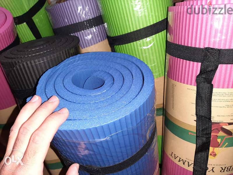 *Offer* yoga mat 10MM thickness 0