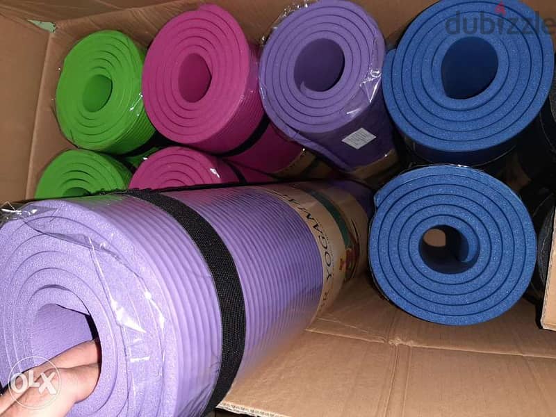 *Offer* yoga mat 10MM thickness 1
