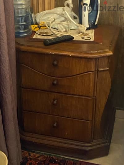 Comode Dresser