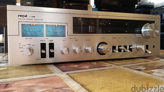 Vintage Royal Receiver R-7850