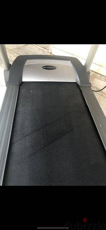 opened unused treadmill (new) 1