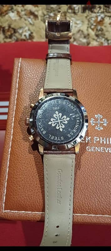 ساعة PATEK PHILIPPE ، جديدة 4