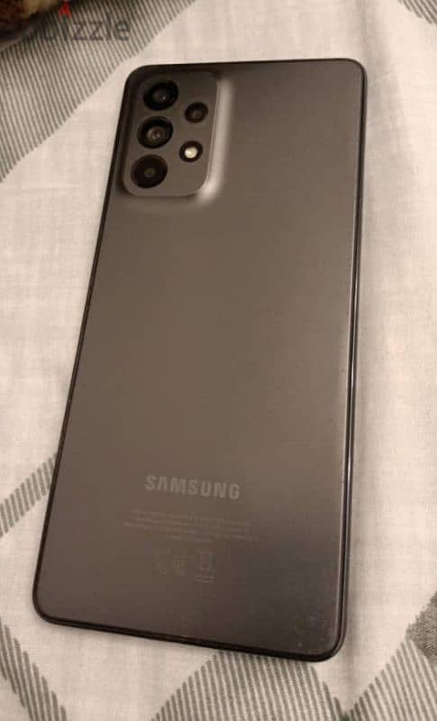 Samsung A73 8/256  بحالة ممتازة 1