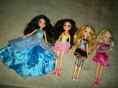 MOXIE GIRLZ MGA Four wearing dolls bend legs+shoes, Sale All 4 =44$