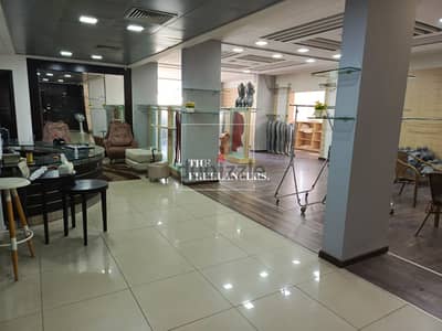 Showroom for sale in Antelias صالة عرض للبيع في انطلياس