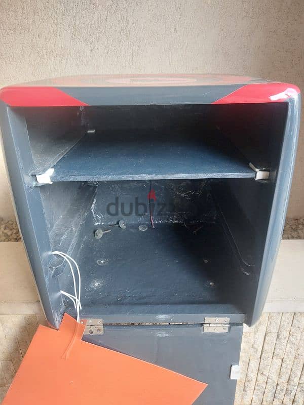 Delivery box for sale 1