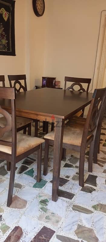 dining table with 6 chairs used for only 3 months