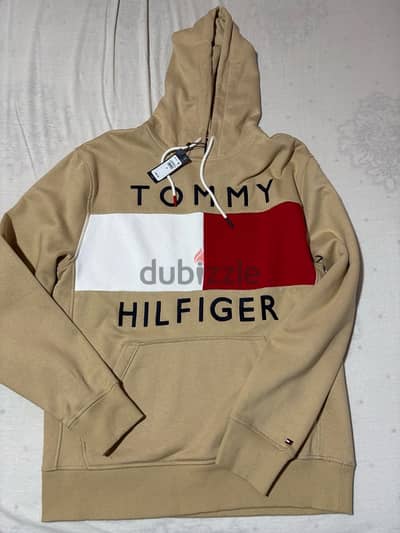 tommy hilfiger hoodie size M