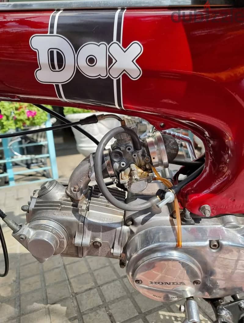 Honda Dax 6