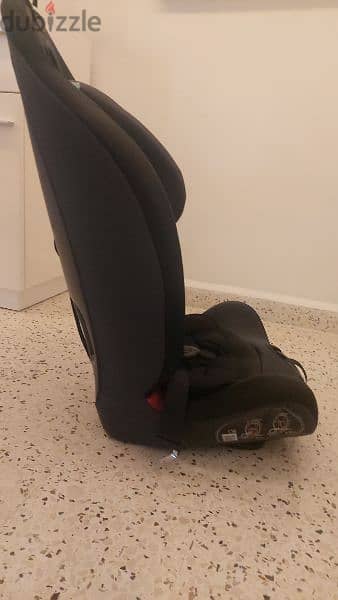 Chicco car seat, from 9 months to 12 years, very good condition 3