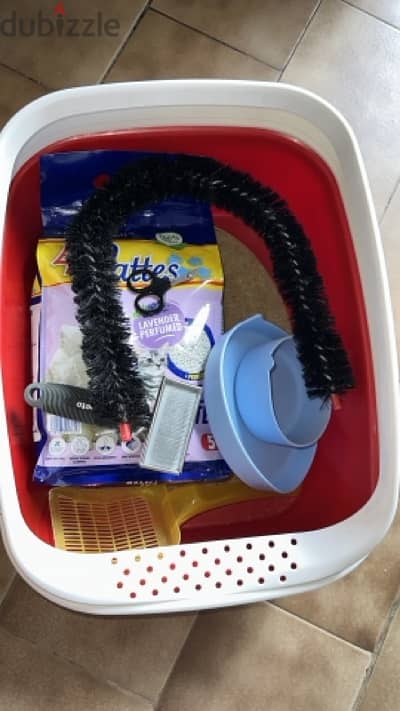 cat litter + accessories