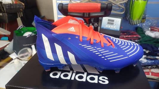 Football shoes original highest quality in market 40% discount