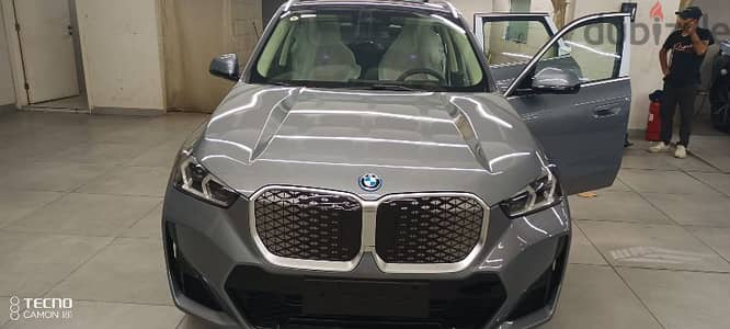 BMW IX1 2024