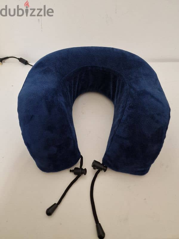 Adjustable Neck Pillow 1