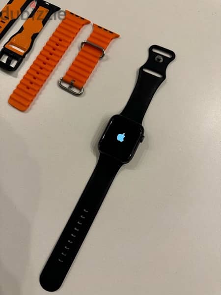 Apple Watch series 4 44m, with many bands 10