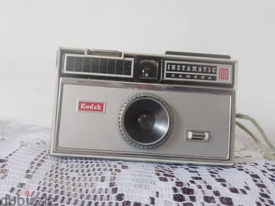 ANTIQUE CAMERA KODAK