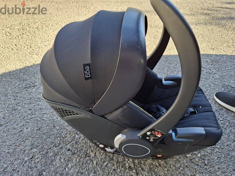 car seats 2 with isofix ( EGG UK ORIGIN) 2