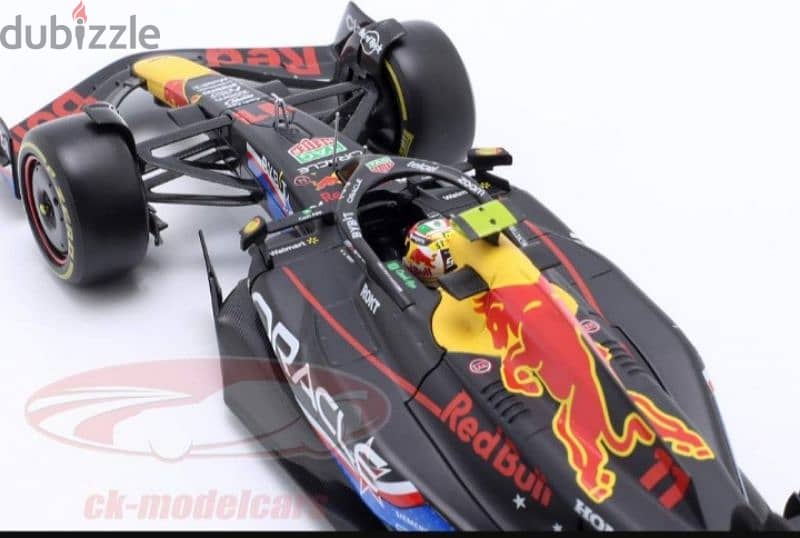 S. Perez Red Bull RB19 (USA GP 2023) diecast car model 1:24. 3