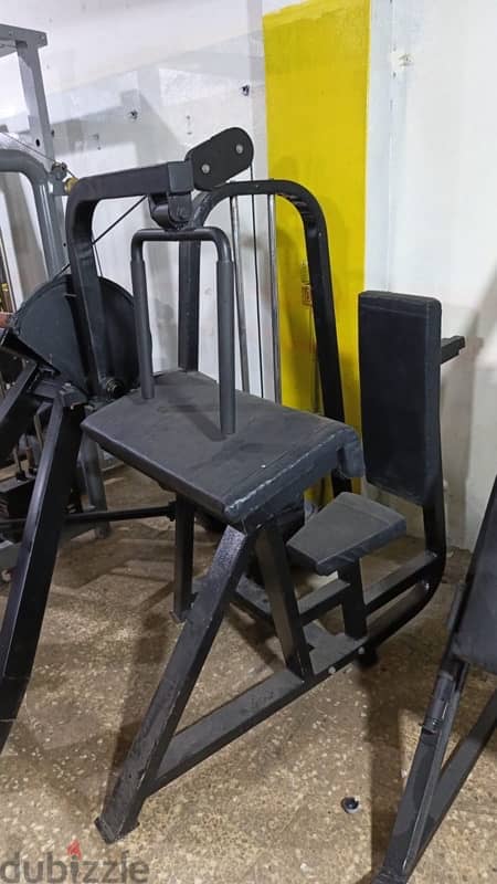 Machine for Triceps 1