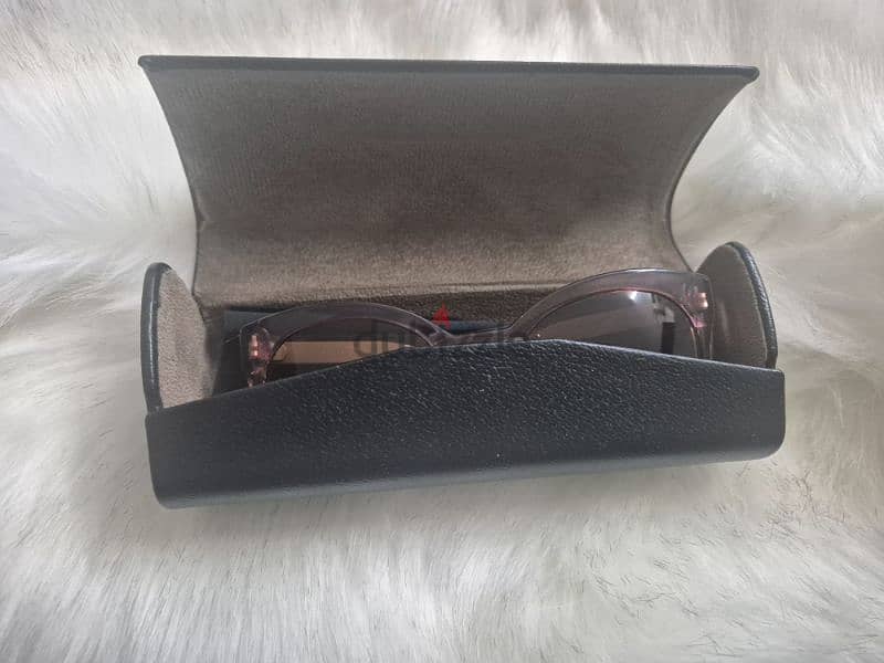 Burberry Sunglasses 3