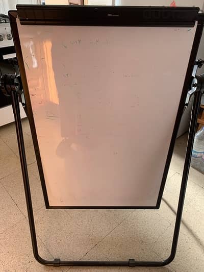 لوح ابيض قابل للتحريك  Adjustable white board