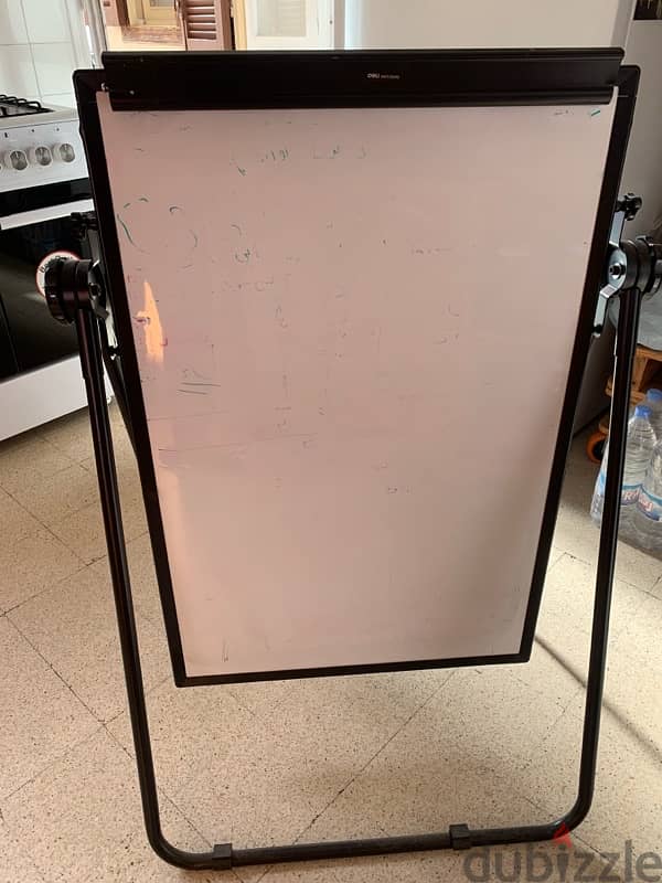 لوح ابيض قابل للتحريك  Adjustable white board 1