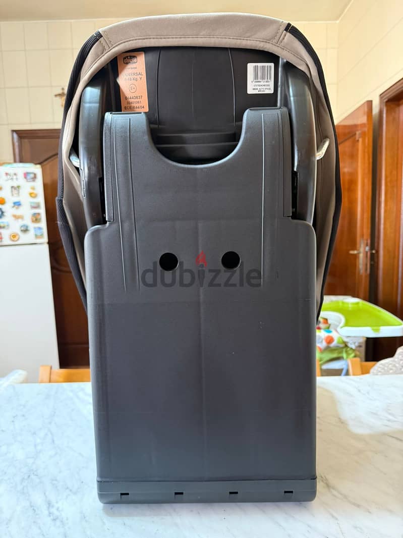 Chicco Baby Car Seat 4