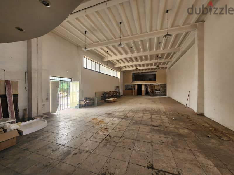 RWB249EA - Showroom for rent in Halat Jbeil 0