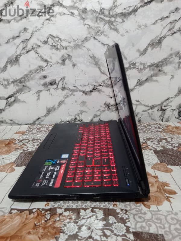 gaming MSI like new condition 4