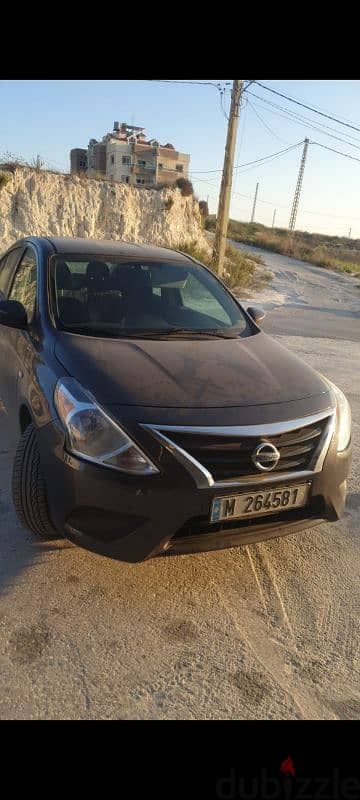 Nissan Versa 2015