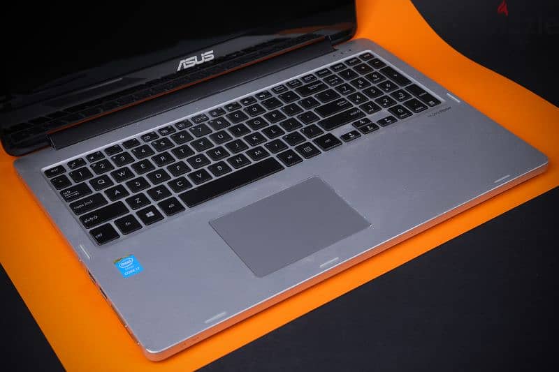 Laptop Asus 6