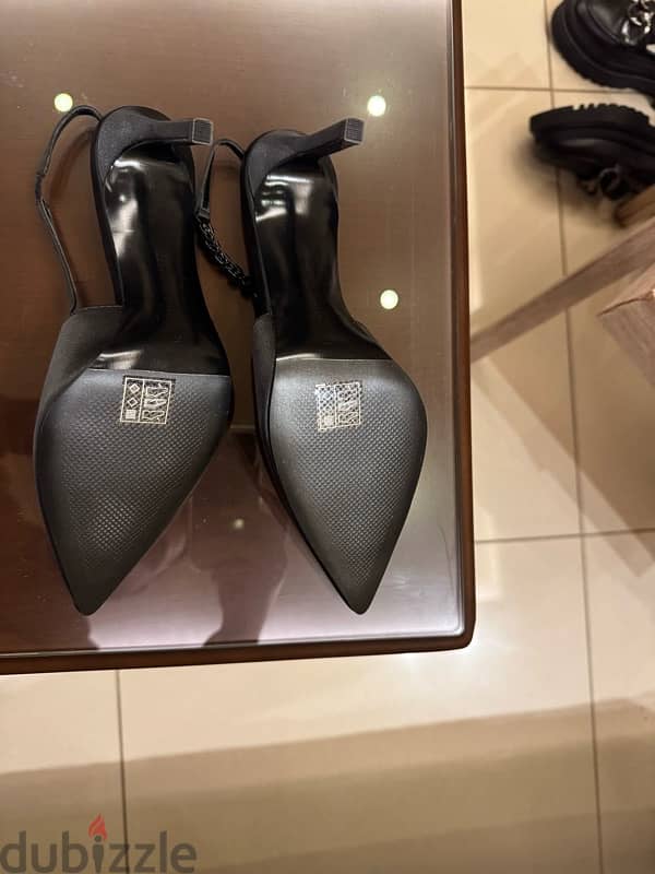 Heels ( Charles & Keith ) 1