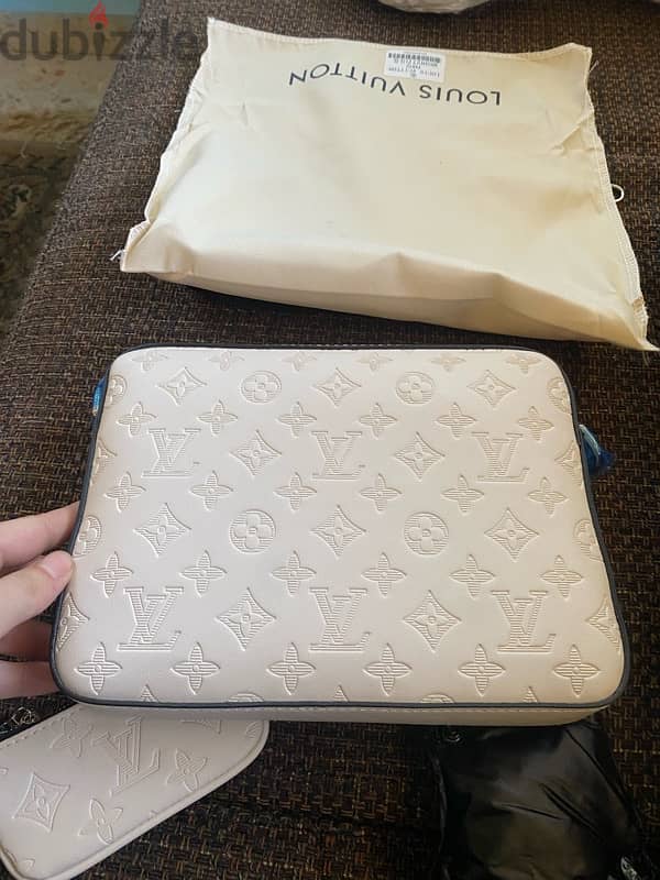 LV bag 3