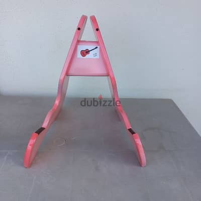 Stand for Guitar in Wood - Pink color